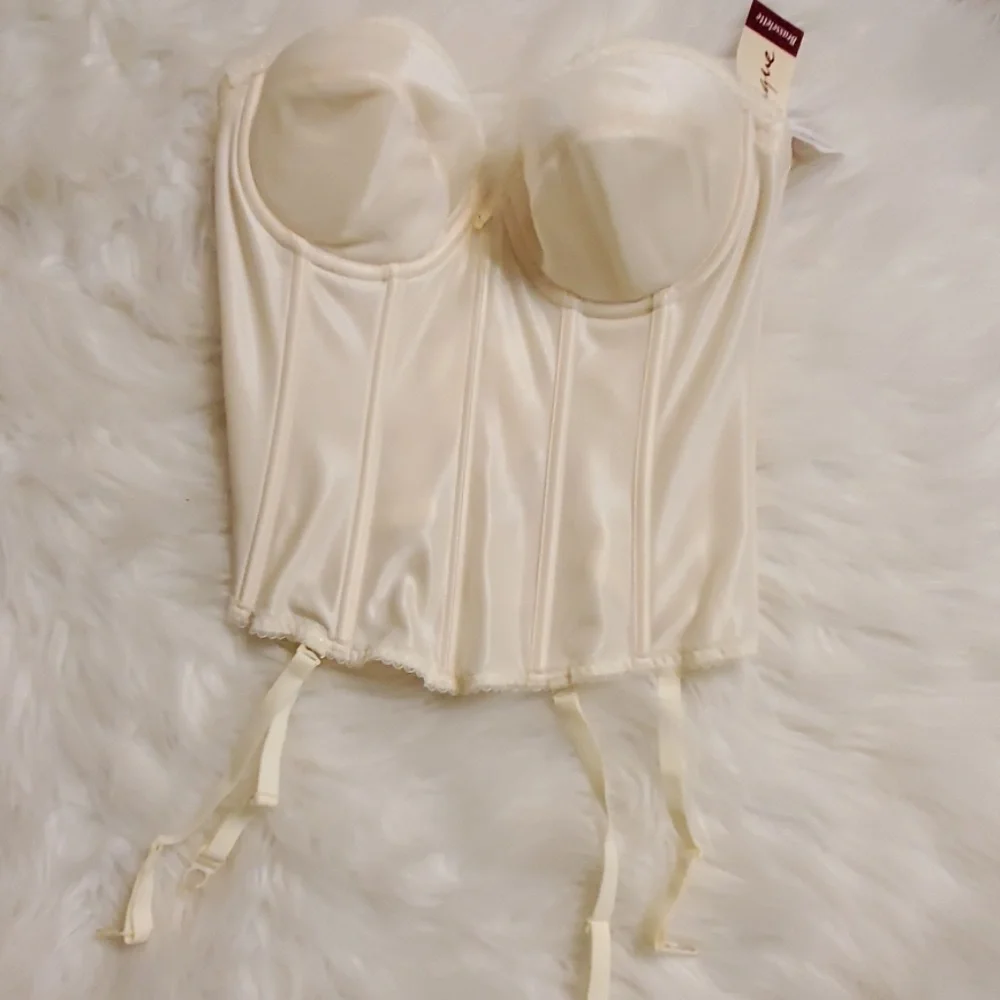 Dominique bralette with garters size 36A Ivory NEW with tags
